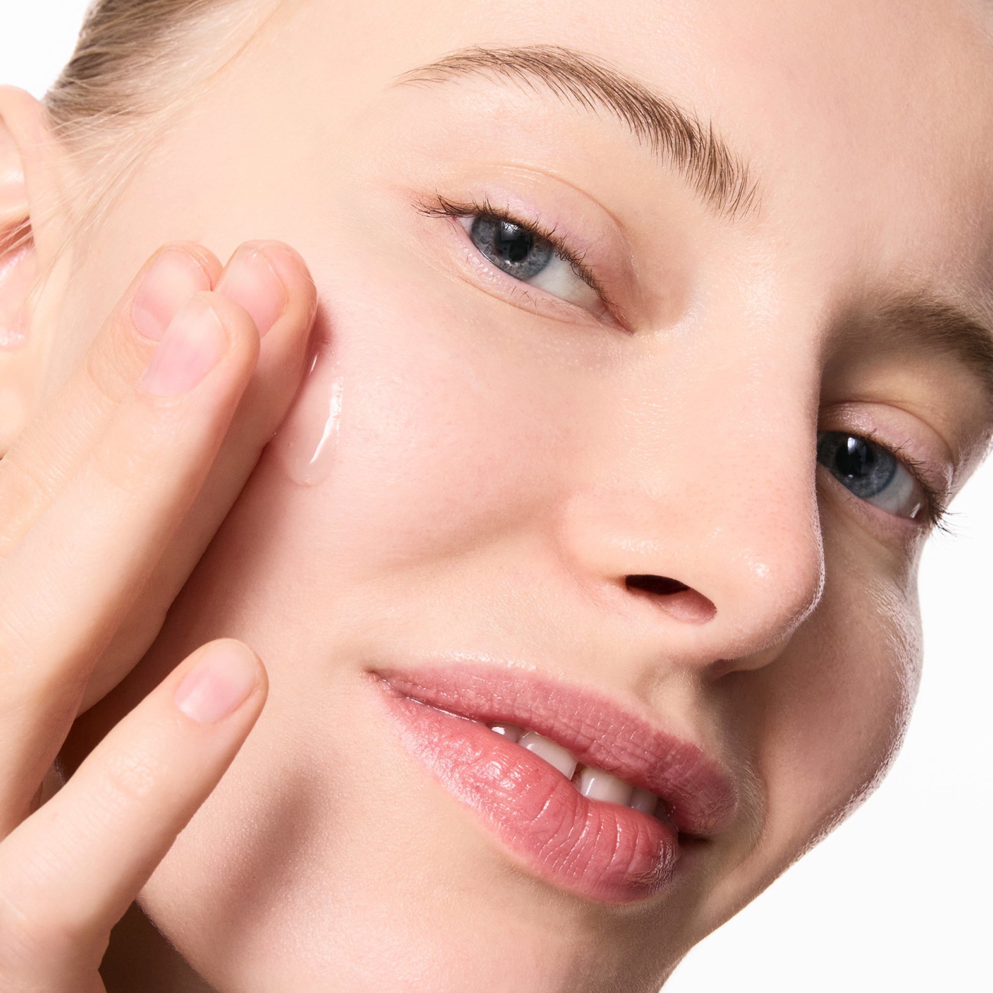 10% Niacinamide Serum Duo - Image 10