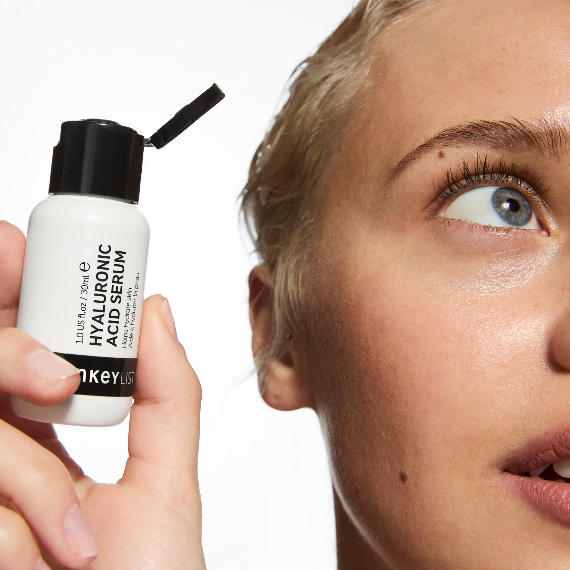 Hyaluronic Acid Serum - 30ml - Image 12